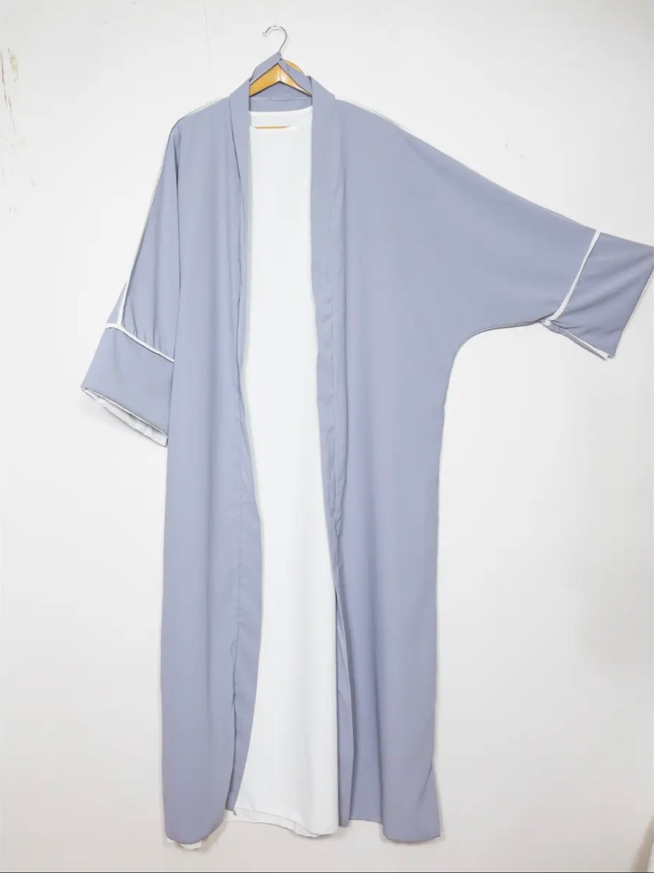 Lot de 2 Kimono avec débardeur . Deux pièces en soi de médine