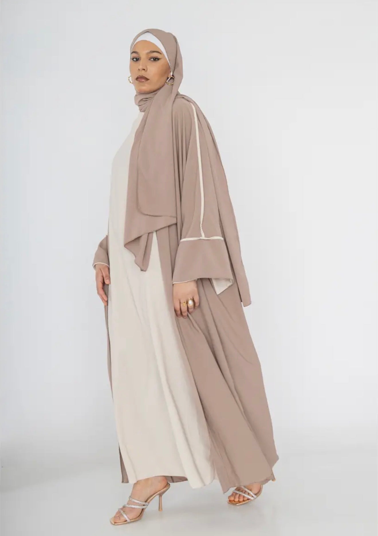 Lot de 2 Kimono avec débardeur . Deux pièces en soi de médine